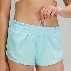 Icing Blue Lululemon Hotty Hot 2.5 Size 2